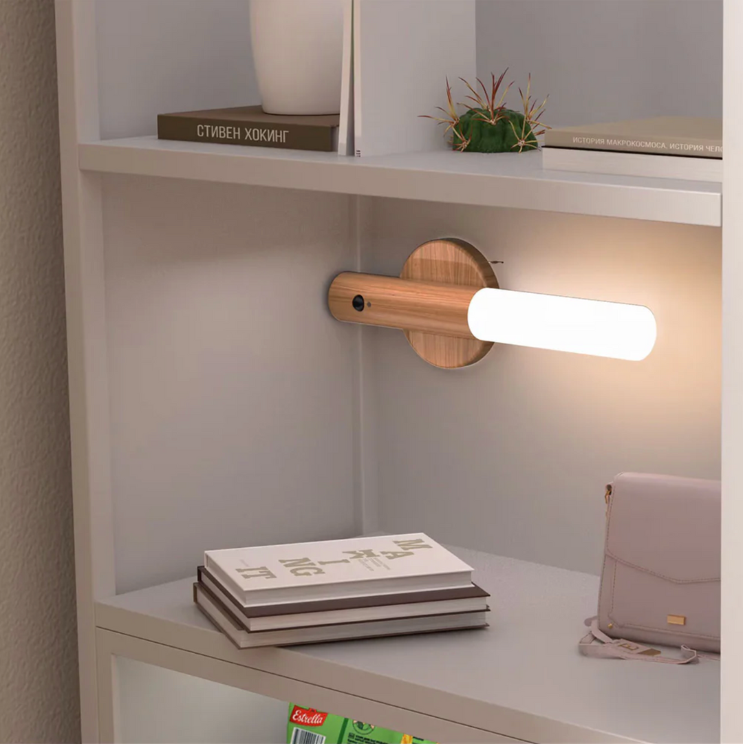 Asegura tu hogar con luz de pared LED con sensor de movimiento. Iluminación automática para mayor comodidad.