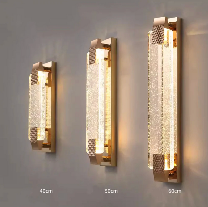 Aplique de pared versátil para sala, comedor o dormitorio, con luz ambiente LED.