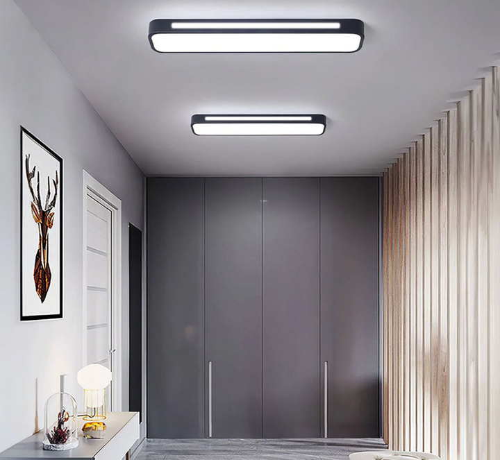 Iluminación LED ajustable empotrada. Luz de techo moderna, ideal para pasillos y decoración.