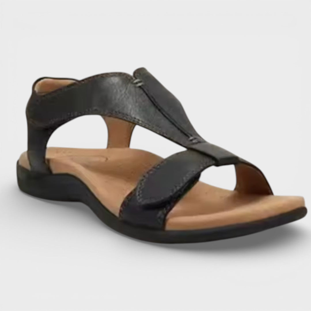 Sandalias NATALIA de mujer, planas y cómodas para paseos. Estilo casual veraniego, con ajuste fácil.
