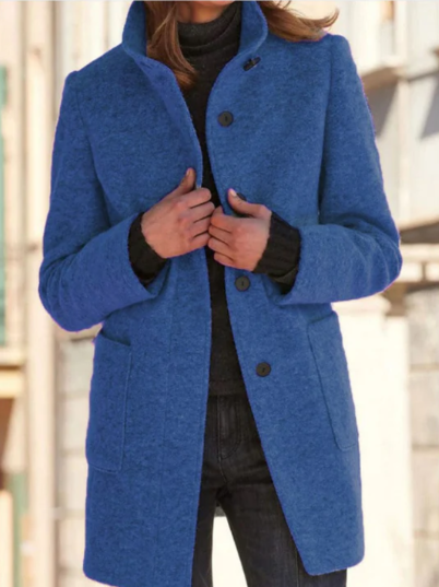 Moda femenina: abrigo largo de invierno para mujer, estilo clásico elegante, varias opciones de color.