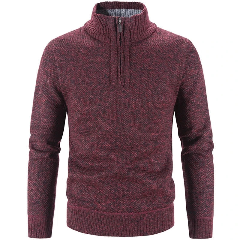 Primer plano de jersey de hombre gris, tejido suave con media cremallera. Estilo casual y elegante.