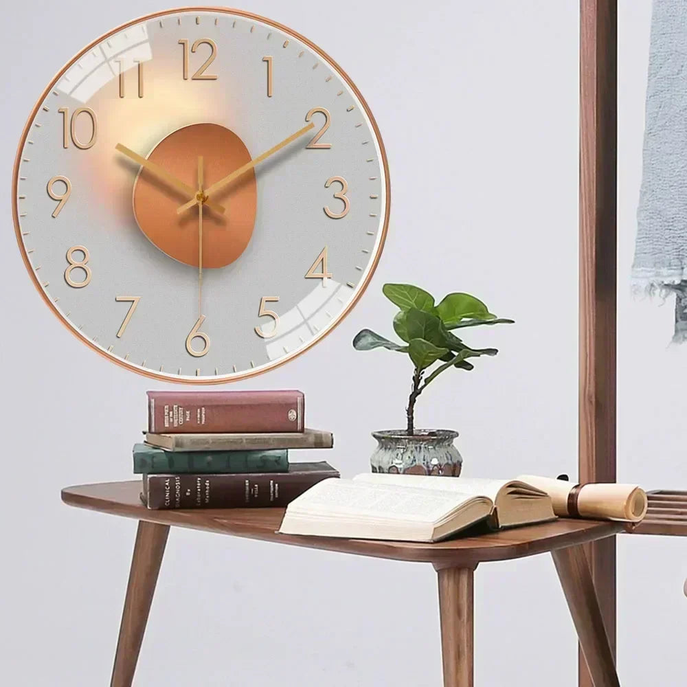 Elegante reloj de pared silencioso, ideal para ambientes tranquilos en casa, oficina o estudio.