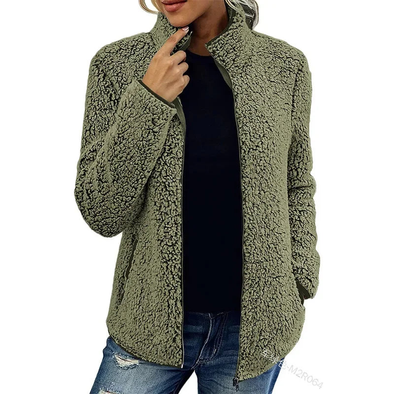 Moda femenina: chaqueta de invierno para mujer, abrigo cálido con capucha, perfecto para el frío.