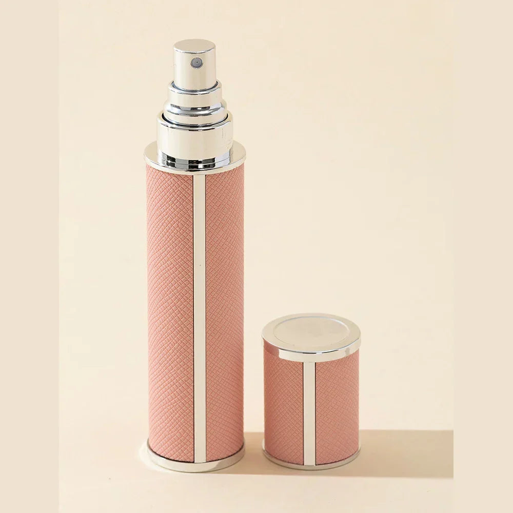 Botella mini de perfume recargable, accesorio portátil elegante para tu fragancia favorita.