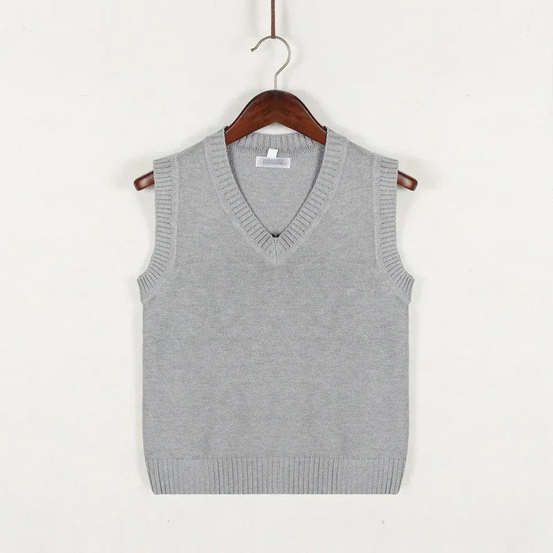 Chaleco de punto para hombre, estilo clásico y cuello V. Un básico cálido para tu armario invernal.