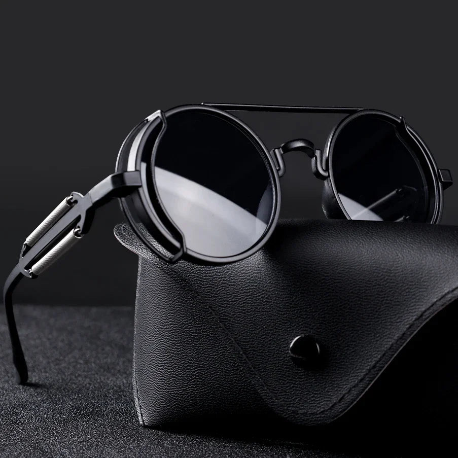 Gafas de sol redondas unisex con lentes de espejo y detalles mecánicos. Estilo retro de moda.