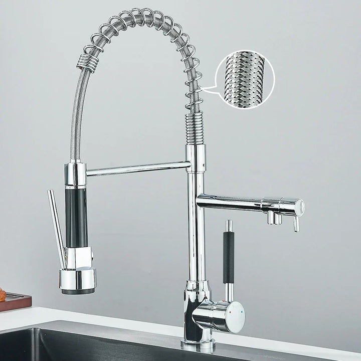 Mezclador de cocina negro mate con caño flexible, diseño moderno.