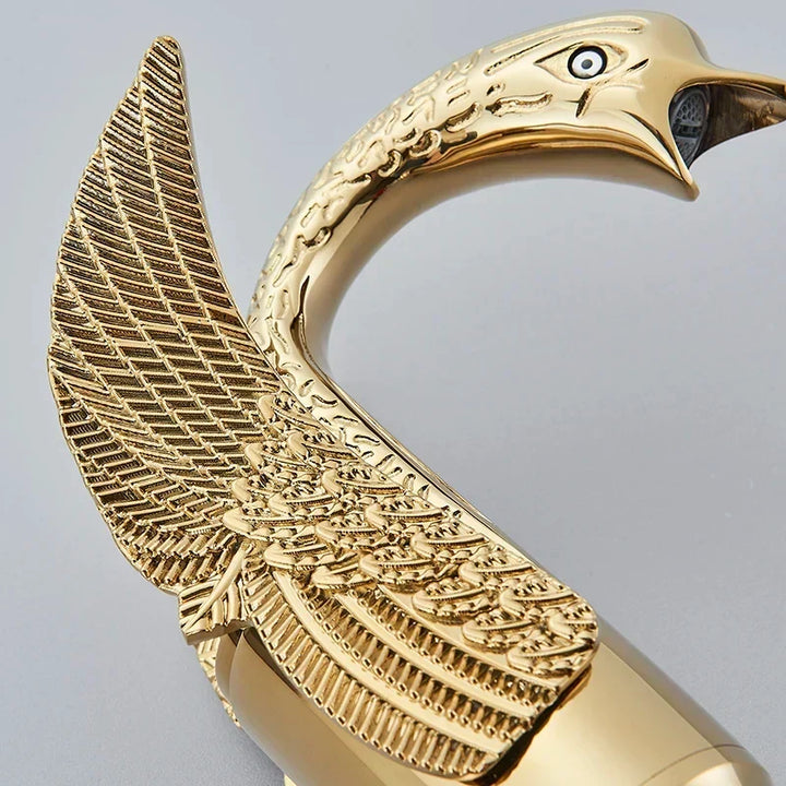 Grifo de lavabo lujoso monomando para baño, varios acabados (cromo, dorado). Grifería de estilo moderno y funcional.