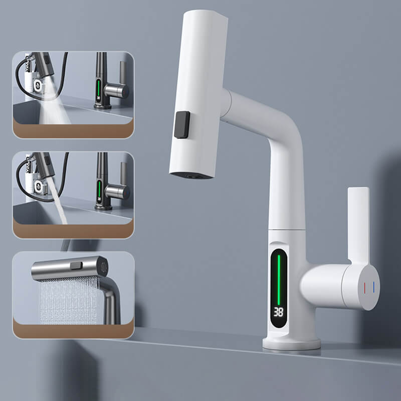 Detalle del grifo extraíble de cocina con su rociador y el indicador LED de temperatura.