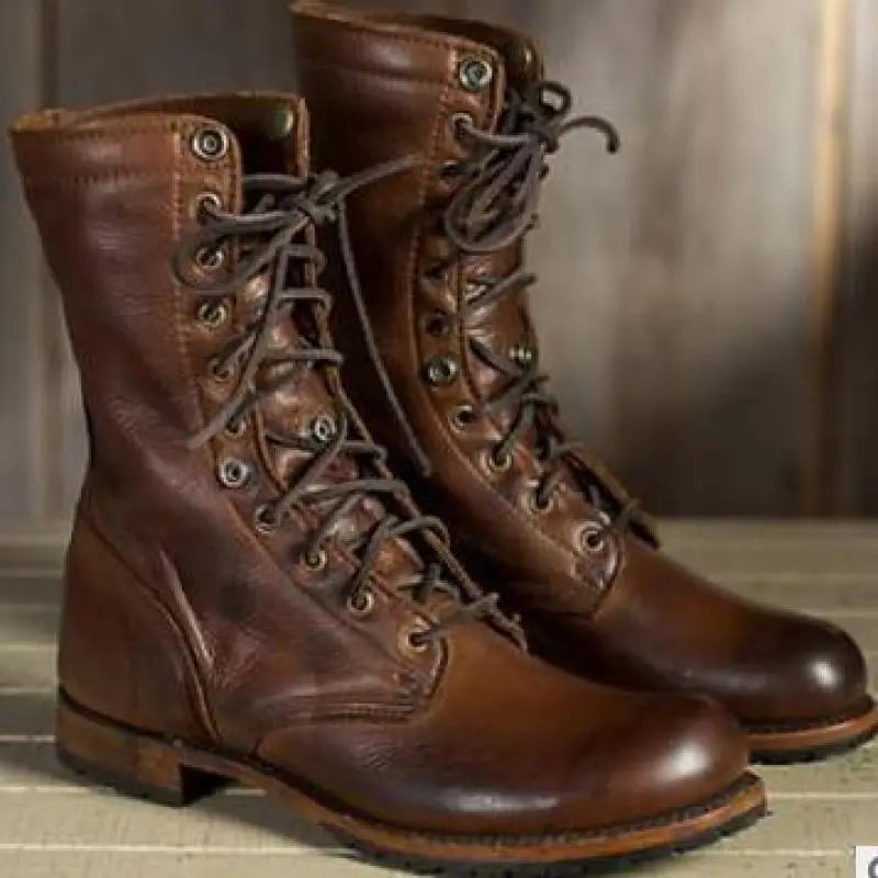 Botas de mujer marrones, estilo diario, bajas y flexibles, ofrecen ajuste perfecto para comodidad en otoño.