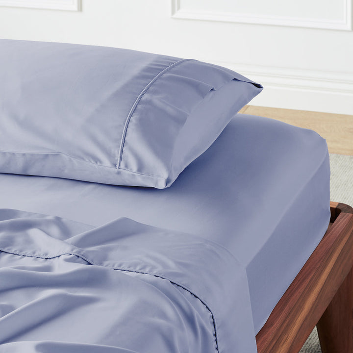 Funda de almohada ecológica de bambú lyocell, satén refrescante para un sueño tranquilo.
