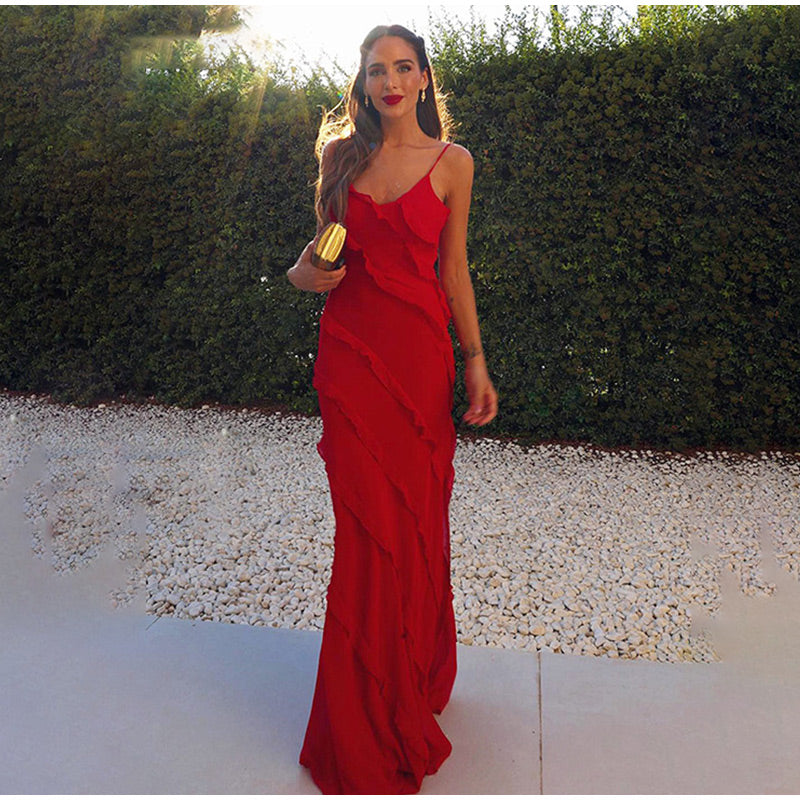 Maxi vestido de mujer con volantes, ideal para fiestas de primavera/verano. Estilo elegante.
