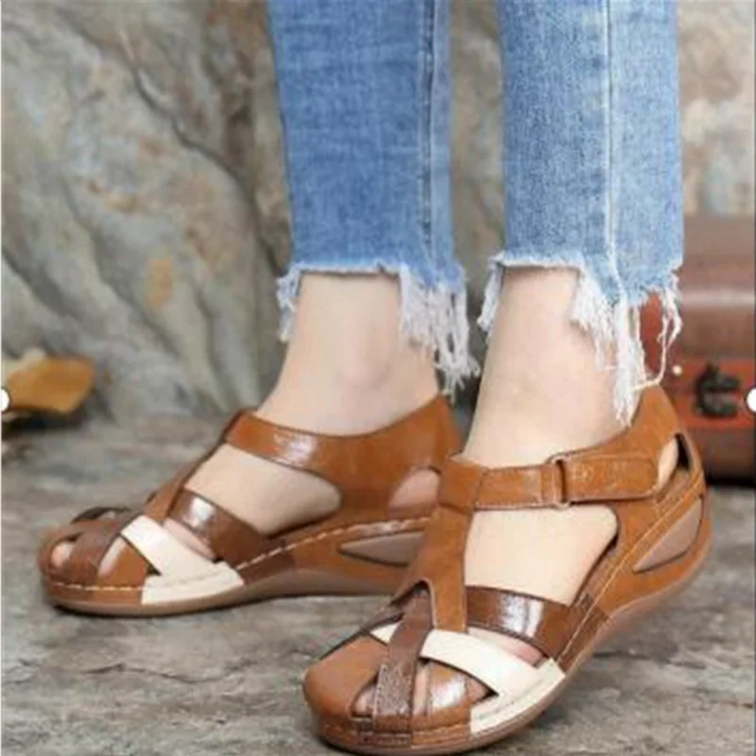 Calzado femenino Sofía: sandalias cómodas de estilo moderno y elegante. Perfectas para el verano y ocasiones casuales.