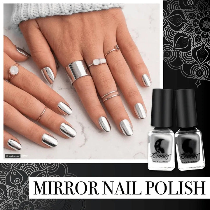 Esmalte de uñas plata cromado efecto espejo. Brillo metálico instantáneo para una manicura deslumbrante.