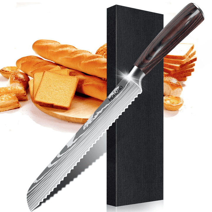 Cuchillo de chef con acabado elegante. Acero inoxidable duradero para uso profesional en la cocina.