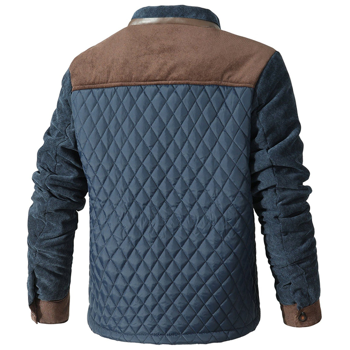 Abrigo moderno casual de hombre, estilo cruiser, perfecto para vestir urbano y juvenil.