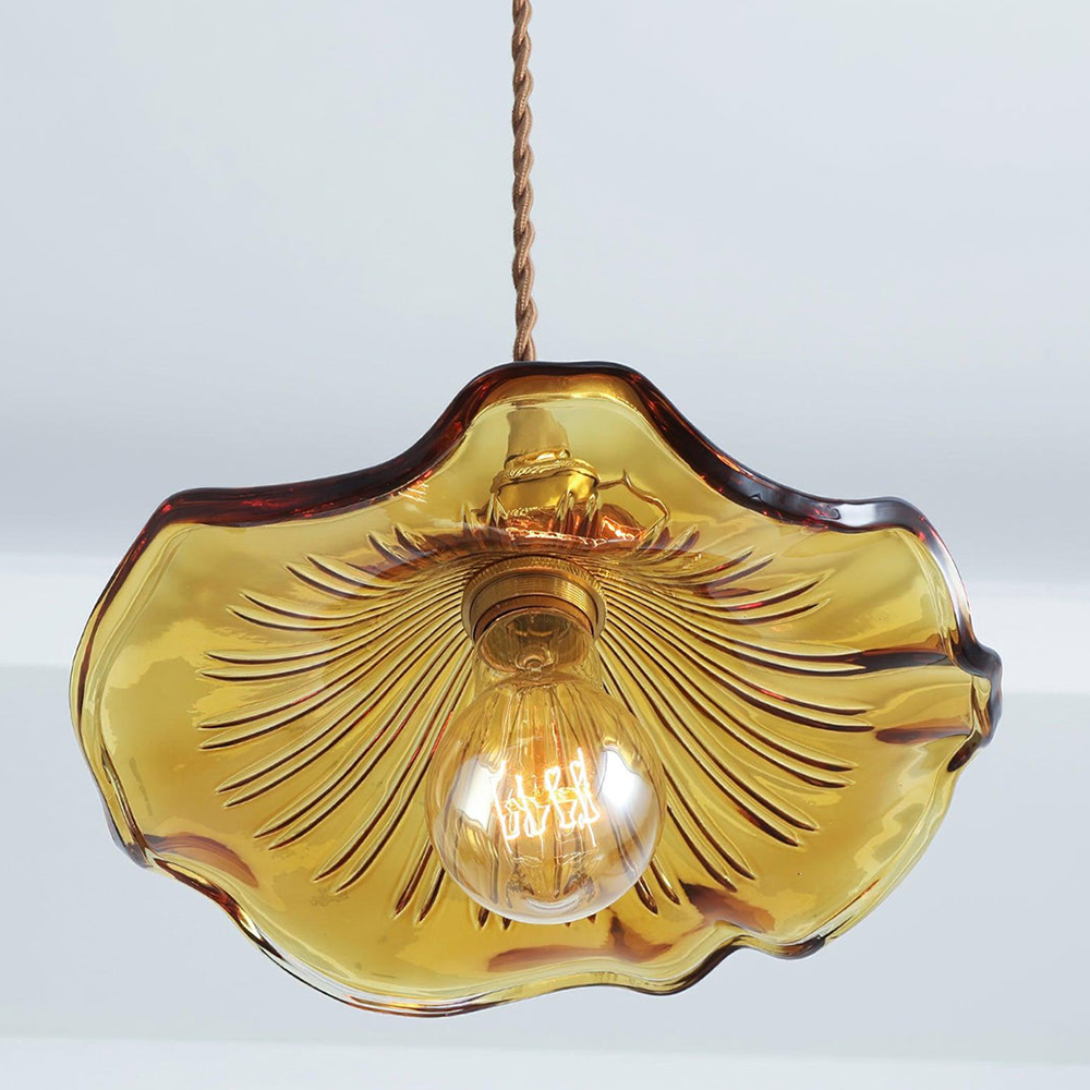 Lámpara de techo Hibisco vintage para dormitorio. Cristal estriado, luz cálida y diseño botánico.