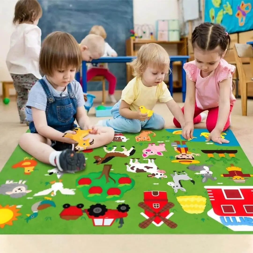 Tablero de fieltro para niños, con temática de zoológico, fomenta la imaginación y el aprendizaje temprano.