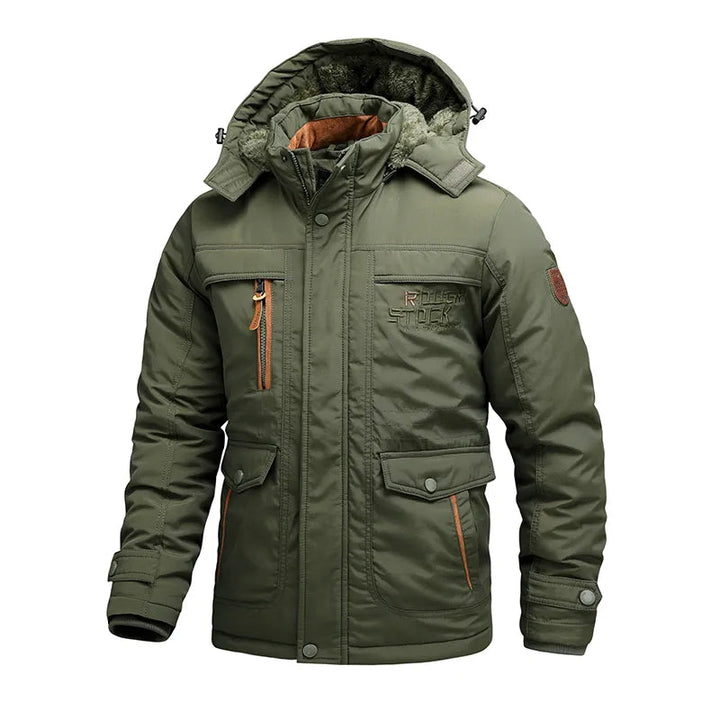 Parka táctica de invierno para hombre, robusta y versátil, ideal para actividades al aire libre con frío.
