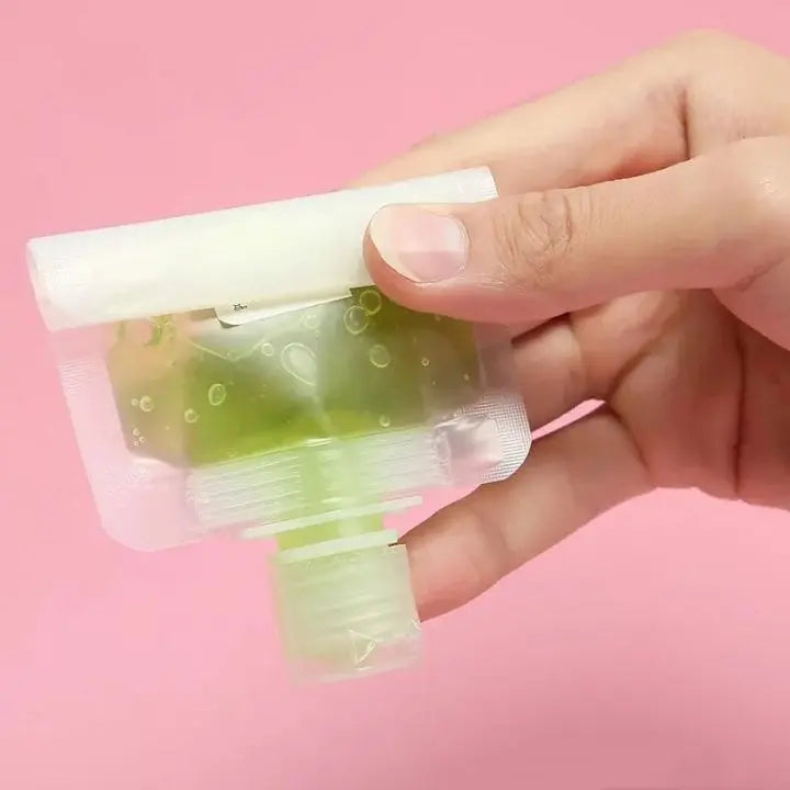 Organizadores de viaje portátiles y reutilizables, un set esencial para cosméticos en tu equipaje de mano.