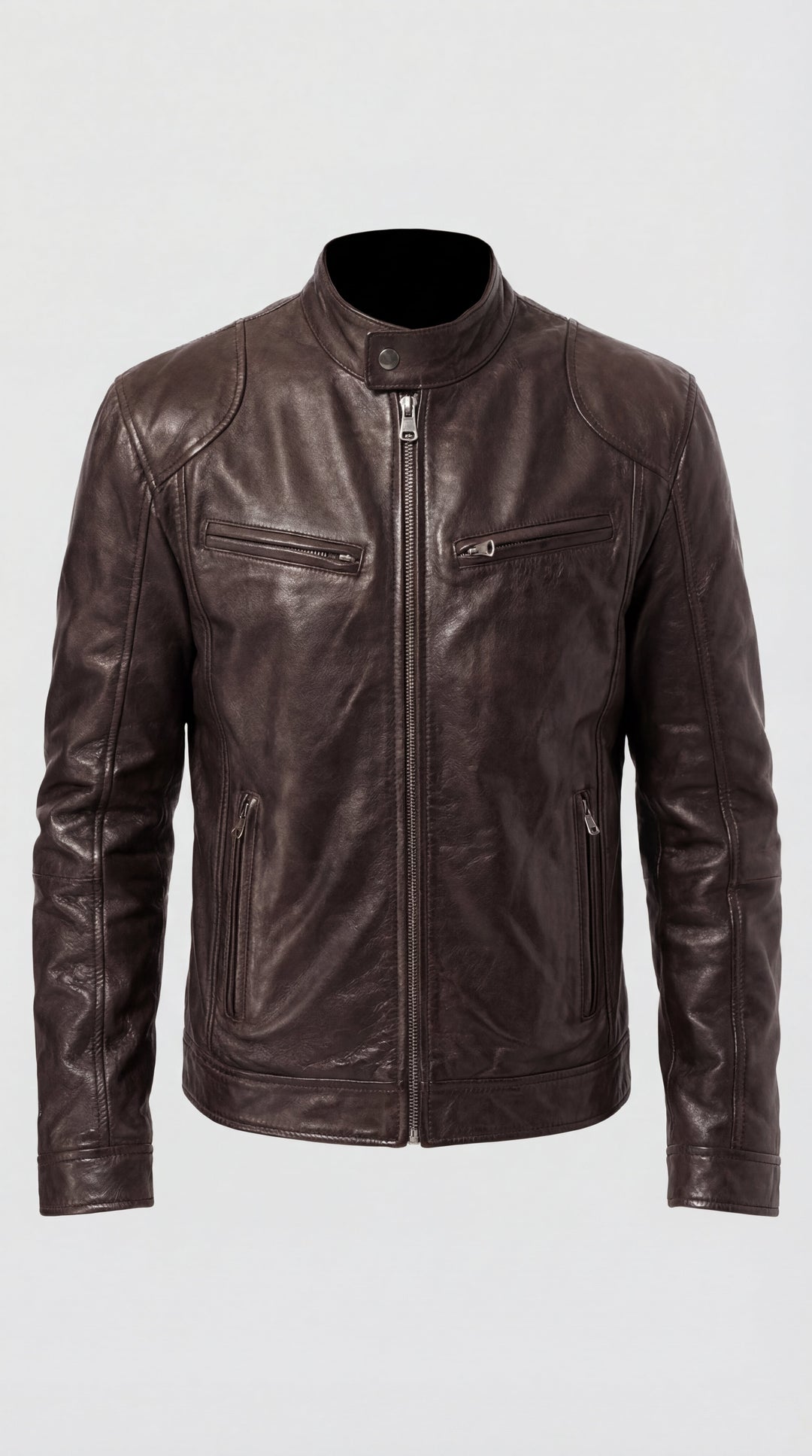 Hombre con chaqueta de piel vegana, vista frontal, estilo elegante de moda masculina otoño.