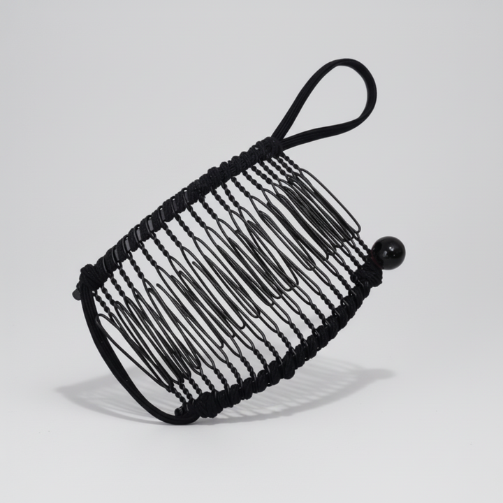 Pinza de pelo retro para mujer, ideal para sujetar cabello grueso con estilo vintage y fuerte agarre.