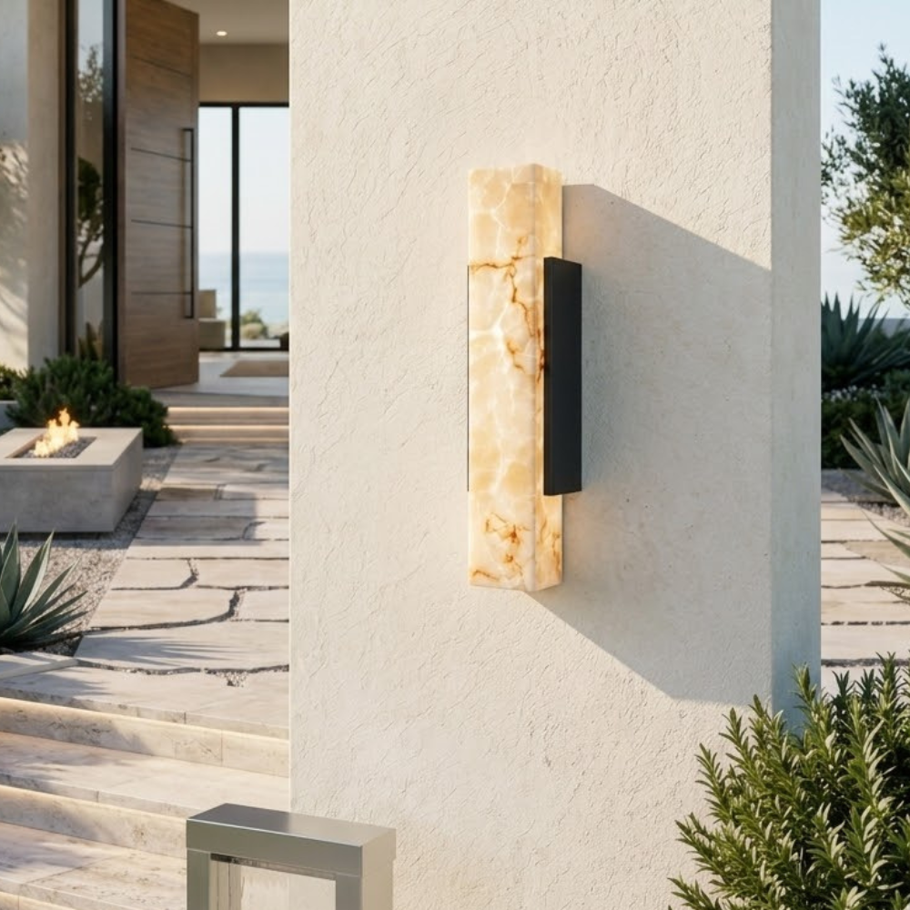 Luz LED exterior IP65, ideal para fachadas, entradas y patios. Duradera.