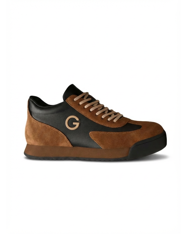 Par de zapatillas urbanas para hombre: una marrón y otra negra. Calzado casual elegante y versátil para el día a día.