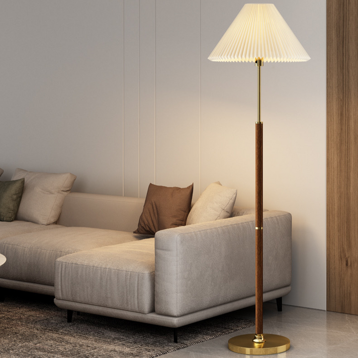 Lámpara de pie Lucira con pantalla plisada, iluminación LED para un ambiente acogedor y moderno.