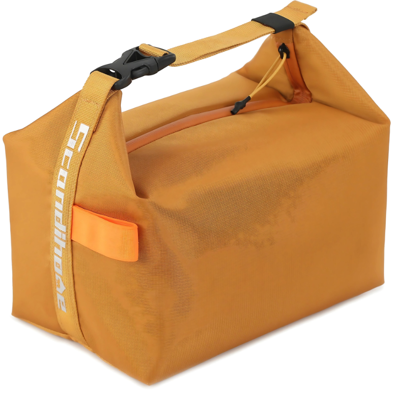 Bolsa térmica y aislada, plegable. Perfecta para transportar tu almuerzo o snacks frescos a la oficina o picnic.