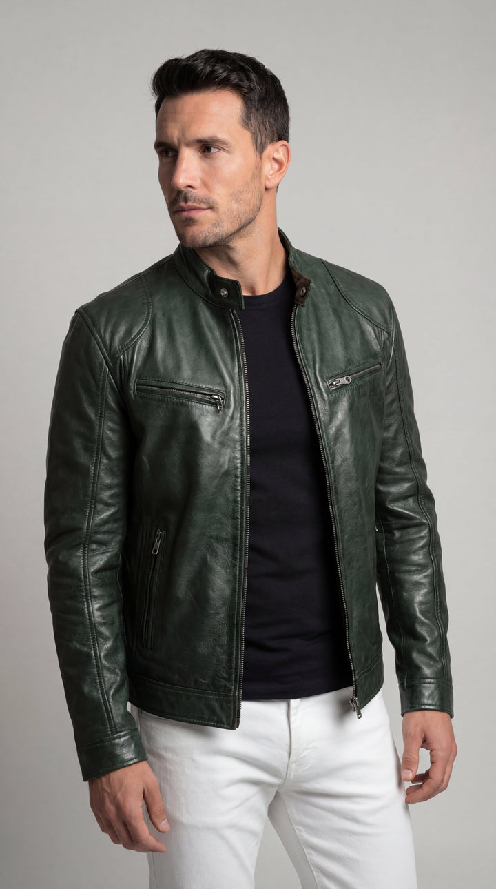Vista trasera de chaqueta de piel vegana para hombre, diseño minimalista, abrigo de otoño.