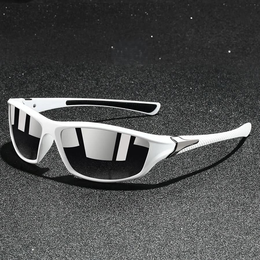 Visión clara y protegida con gafas de sol polarizadas UV400. Perfectas para cualquier actividad deportiva.