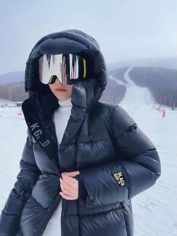 Abrigo de invierno acolchado para mujer. Garantiza máxima calidez y comodidad con un estilo sofisticado.