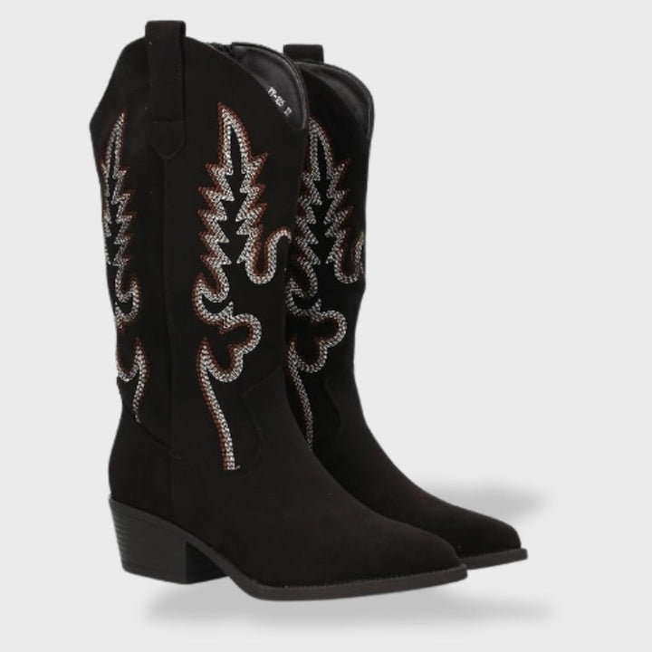 Botas de mujer estilo cowboy en gamuza con bordado floral y tacón ancho. Comodidad y moda para cada paso.