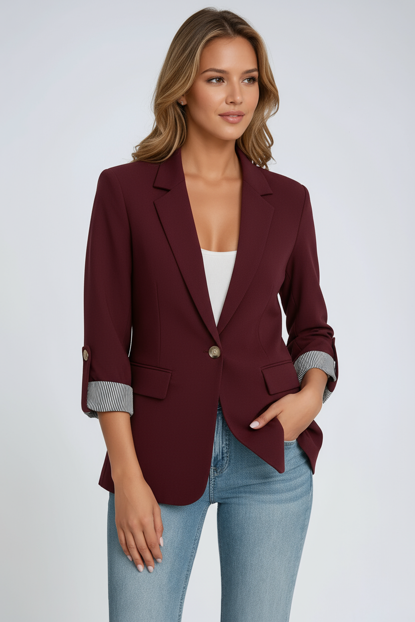 Chaqueta blazer de mujer con detalle sofisticado en manga. Perfecta para primavera-otoño.