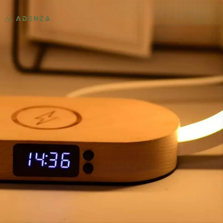 Lámpara inteligente con reloj y carga inalámbrica, perfecta para mesita de noche o escritorio. Iluminación LED funcional.