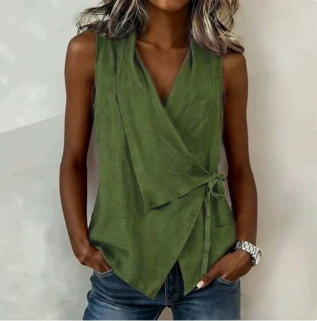 Blusa de ropa moderna sin mangas para mujer. Diseño cómodo y versátil, perfecto para el verano.