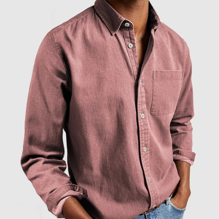 Camisa de hombre manga larga con botones, versátil para outfits casuales y smart casual. Confort diario.