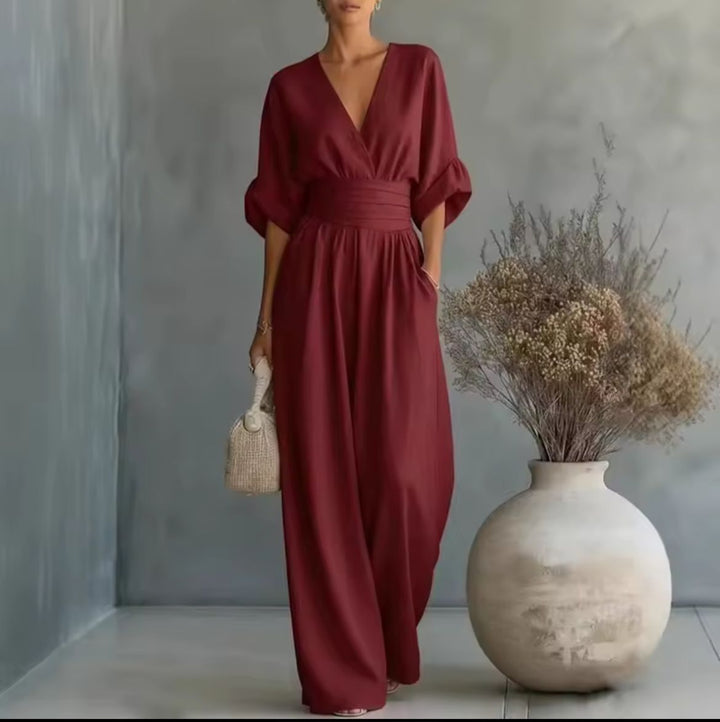 Mono de mujer ultra cómodo, fluido y fresco con escote en V, perfecto para el calor de verano.