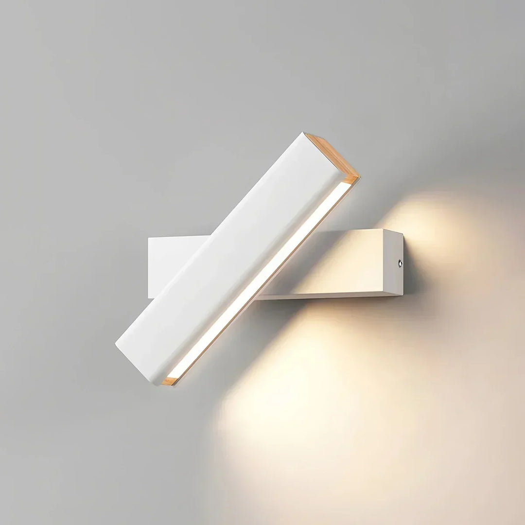 Aplique LED de pared, diseño moderno. Iluminación ajustable para estudio, sala o dormitorio.