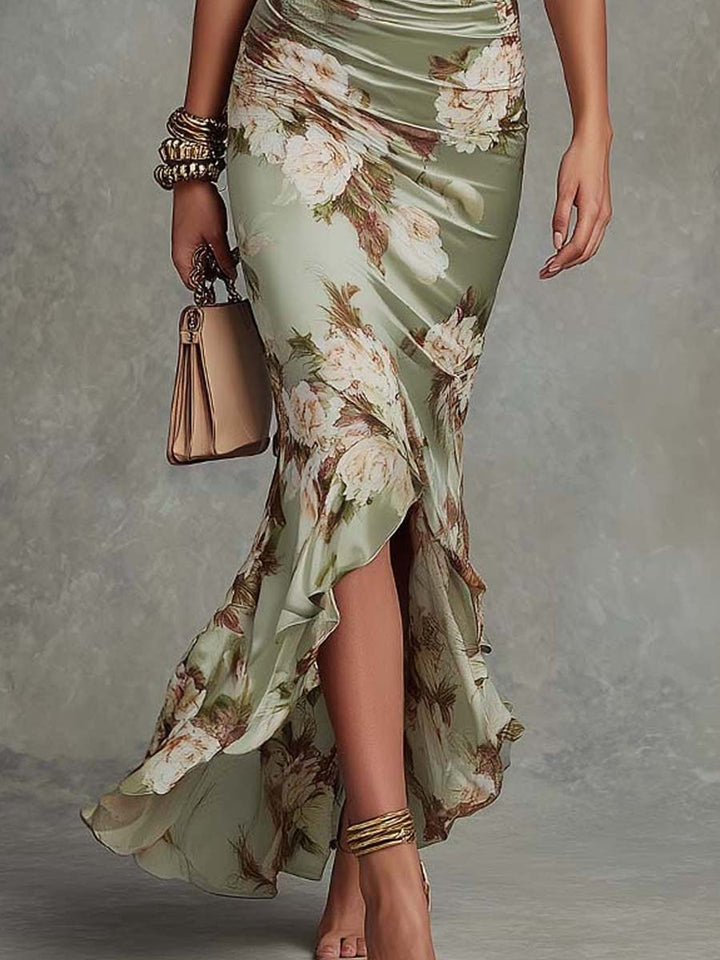 Vista frontal de vestido largo de satén floral para mujer. Escote en V, ideal para invitada de boda o fiesta.
