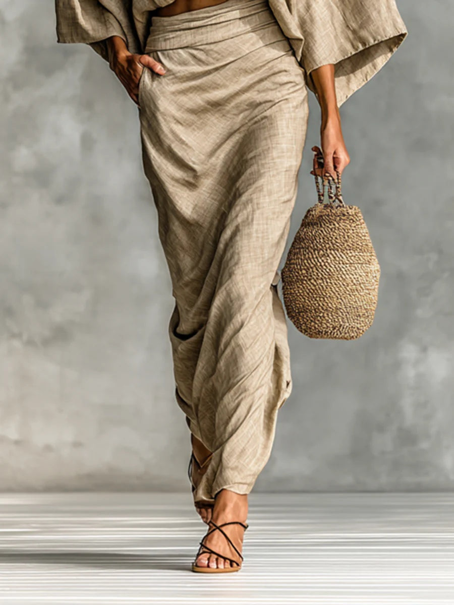Conjunto fluido de falda y blusa elegante para mujer. Estilo casual chic, perfecto para diversas ocasiones.