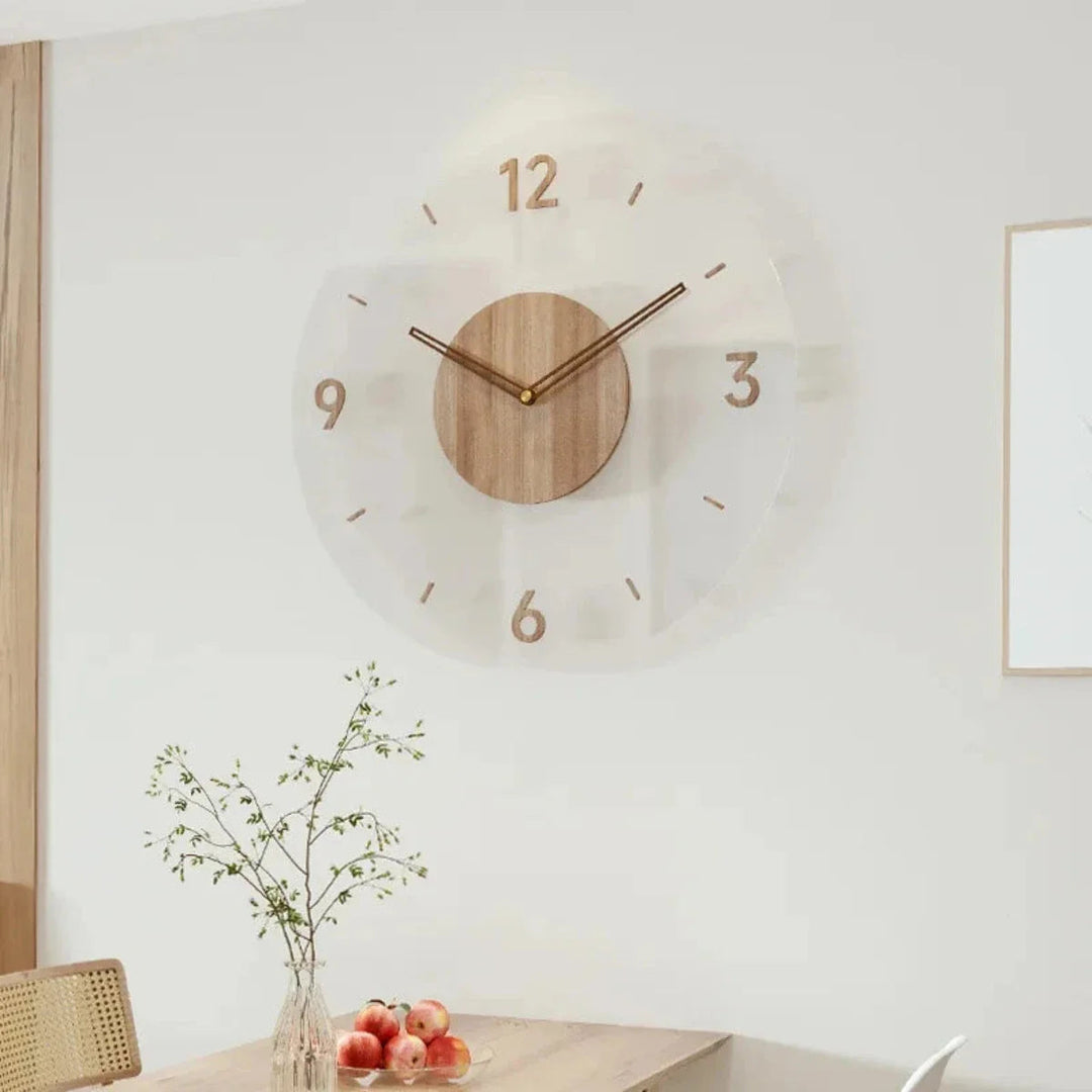Decoración de pared: reloj escandinavo de madera natural, estilo moderno y minimalista.