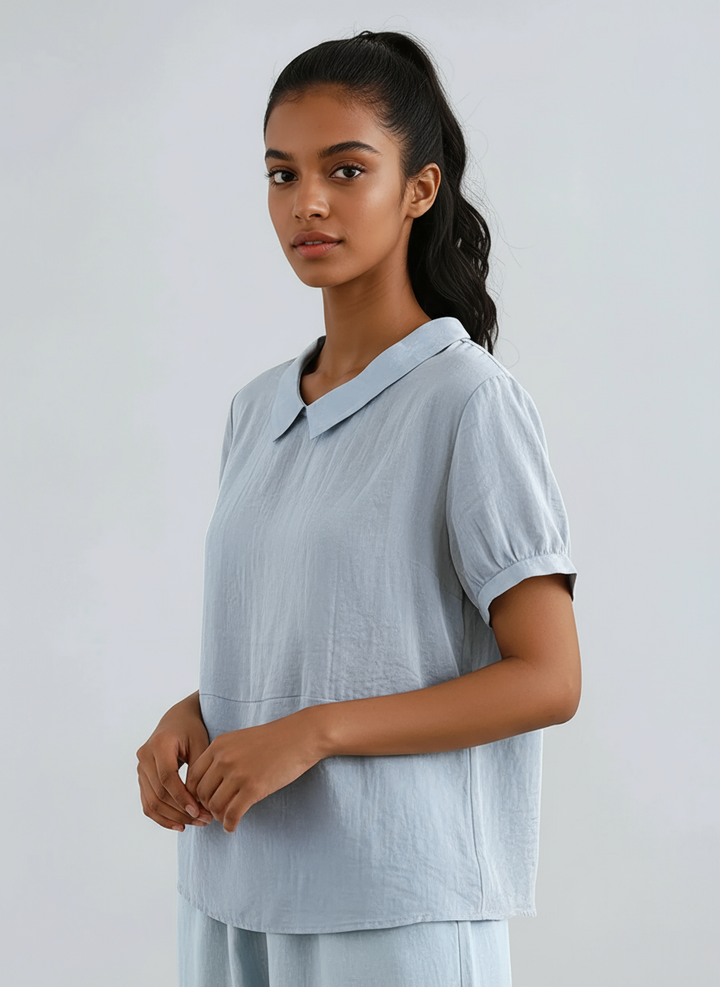 Blusa de mujer manga corta, estilo minimalista para primavera y verano. Ropa casual versátil y fresca.