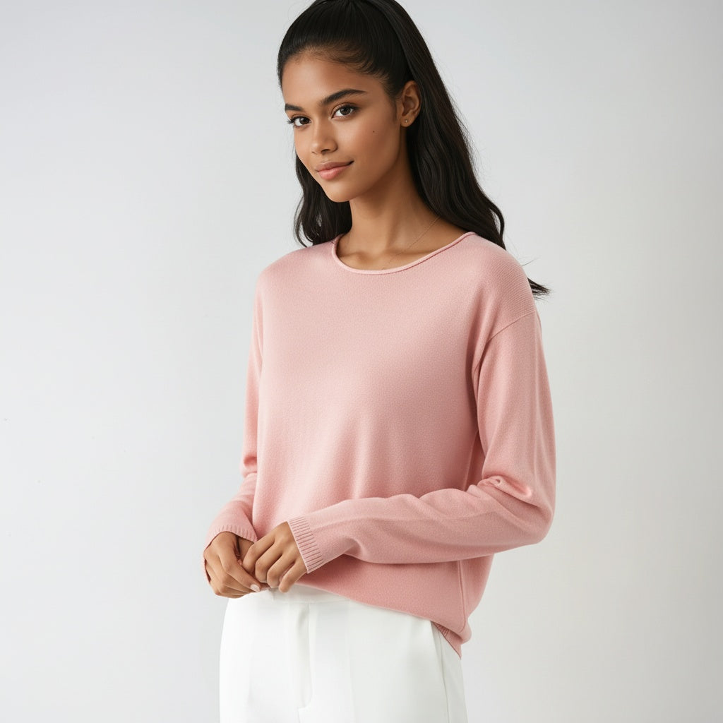 Jersey fino ELIANE de mujer con cuello redondo. Prenda versátil y sofisticada para ropa casual y moda femenina.
