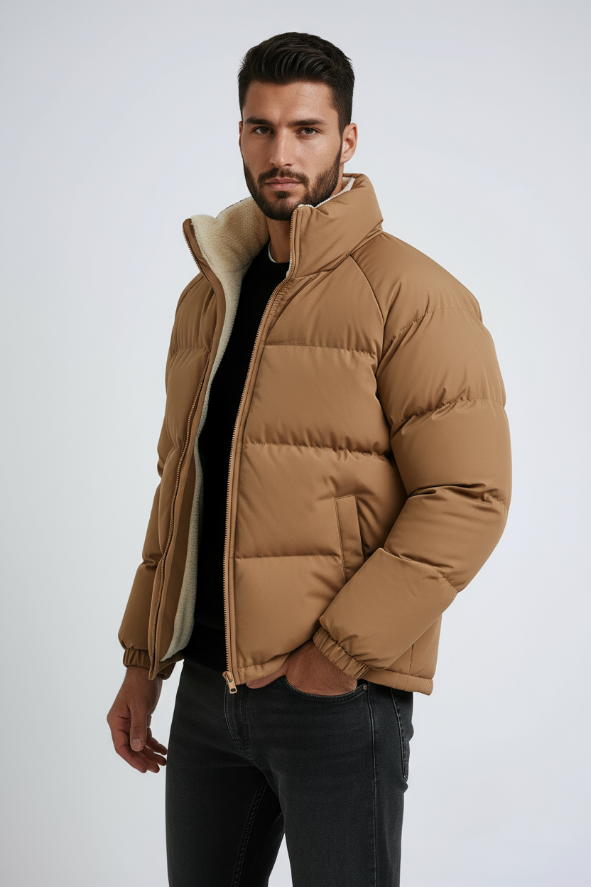 Abrigo de invierno acolchado para hombre, con forro polar. Proporciona calidez y resistencia para el frío.