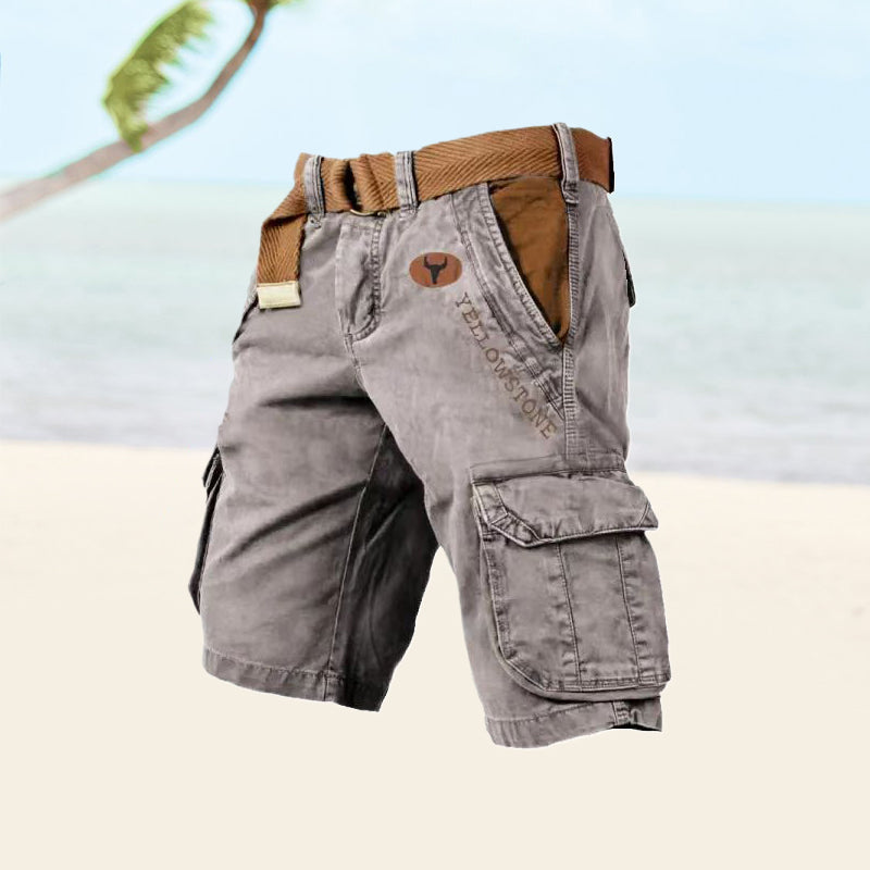 Pantalón corto cargo de hombre. Estilo casual outdoor, ideal para verano. Cómodo y con bolsillos laterales funcionales.