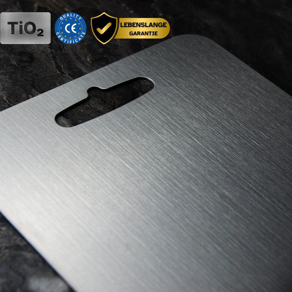 Tabla de cortar de titanio antiadherente. Duradera, higiénica y antibacteriana para toda cocina premium.