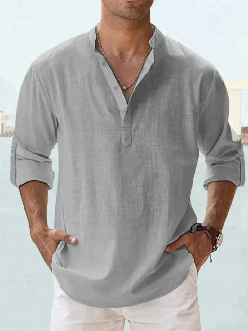 Moderna camisa de lino para hombre. Diseño casual, básico para ropa de verano masculina y estilo diario.